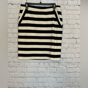 Elle Black and White Striped Stretch Knit Pencil Skirt Size Medium